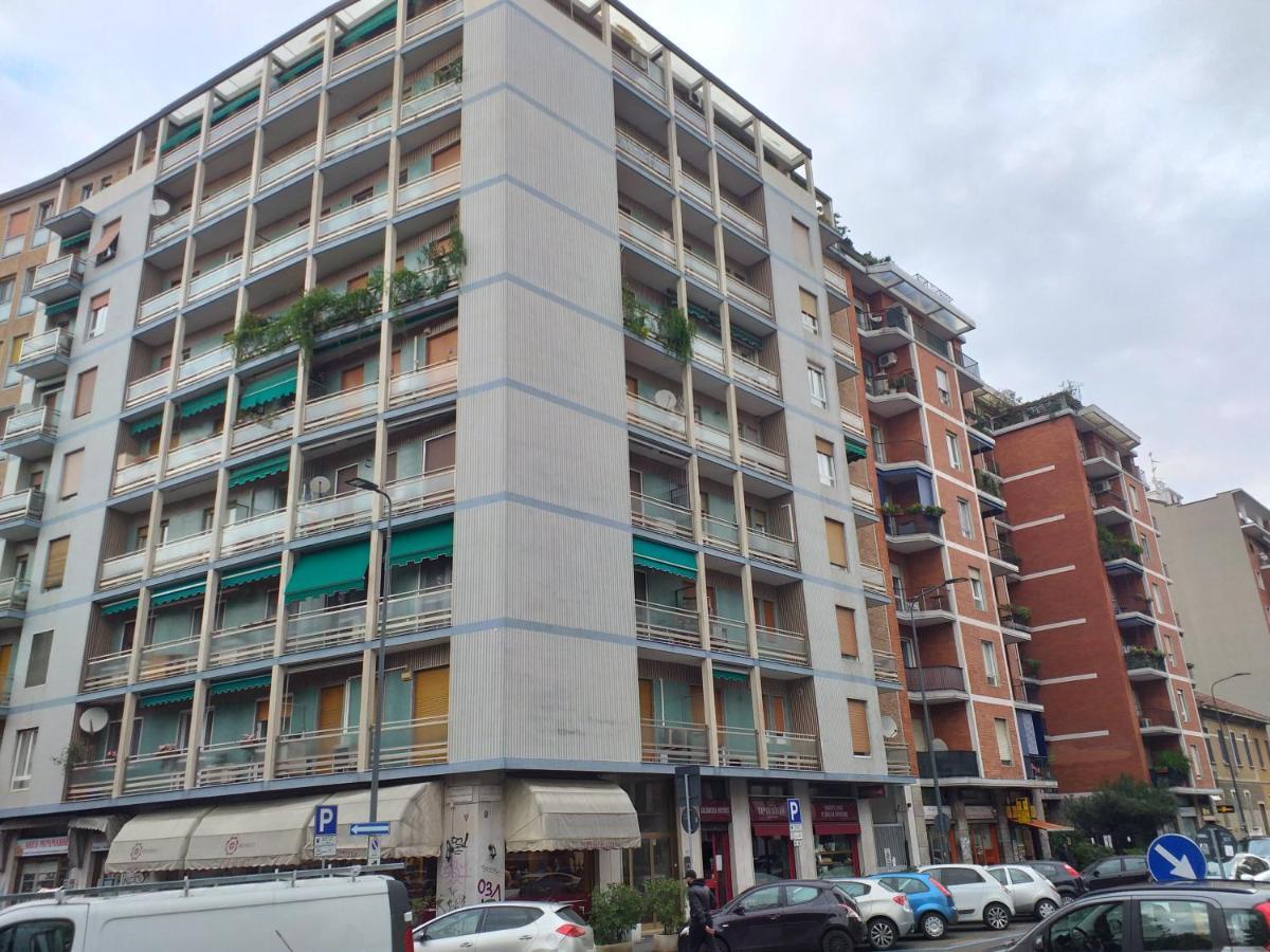 Meta Italy Da Enzo Apartment Milan Exterior photo